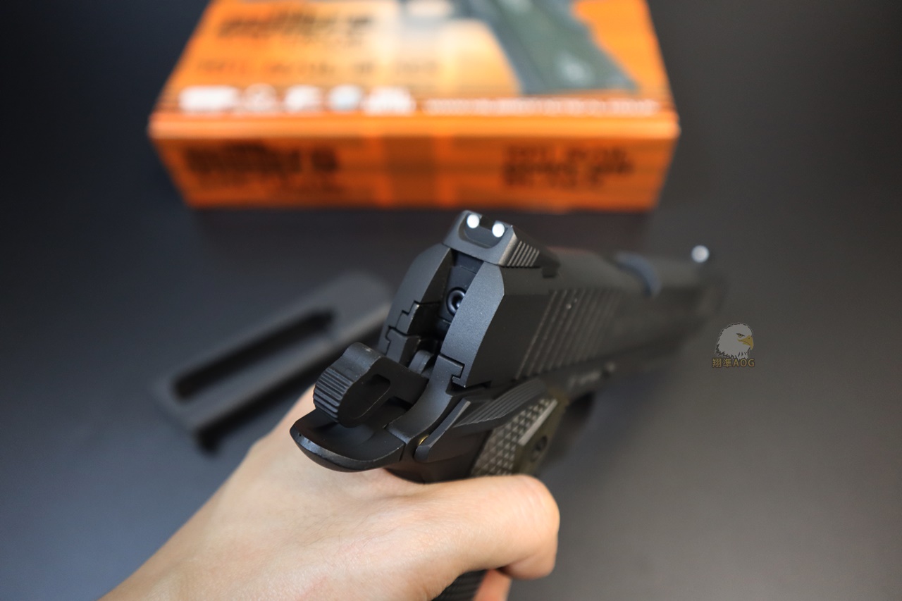KWC MILBRO 1911鱼骨版黑CO2手枪-1911经典战术轨道CO2枪图7