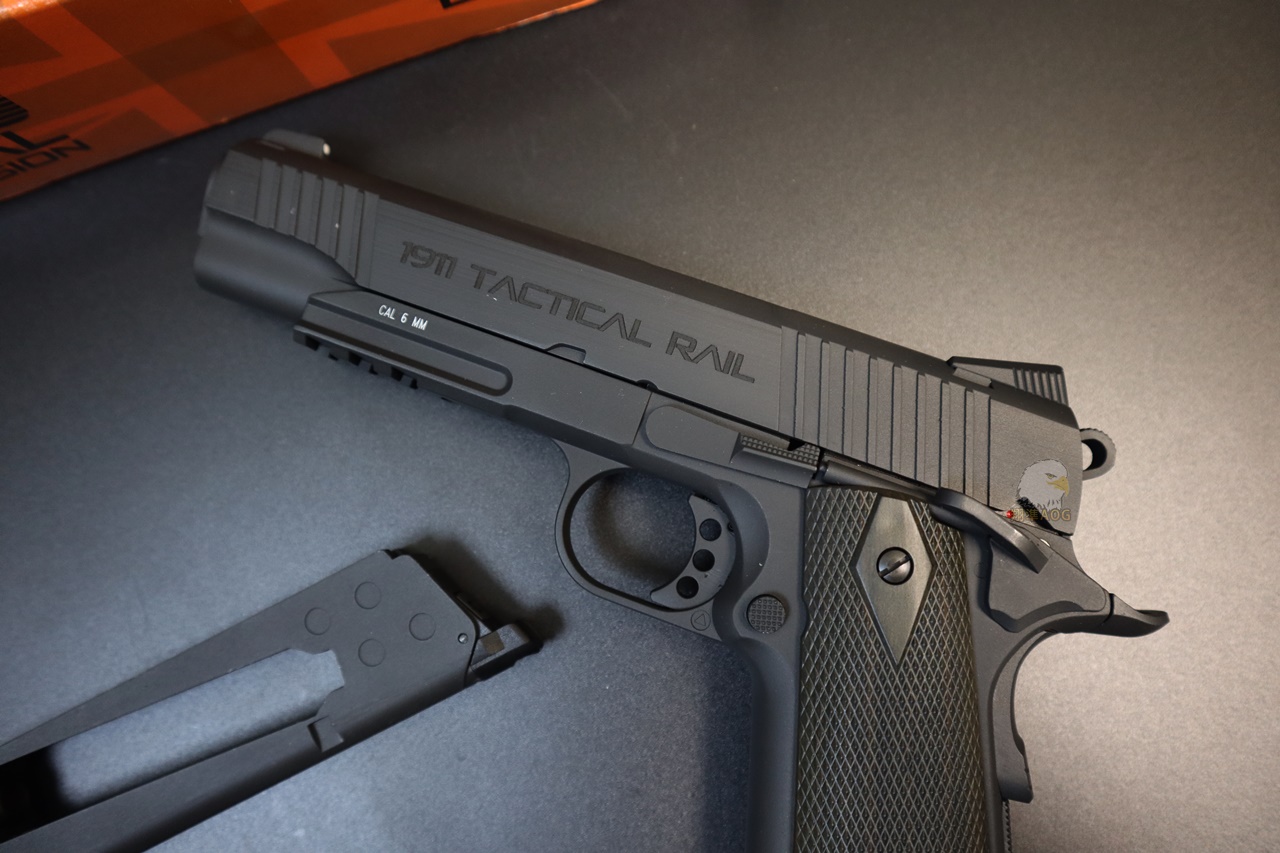 KWC MILBRO 1911鱼骨版黑CO2手枪-1911经典战术轨道CO2枪图9