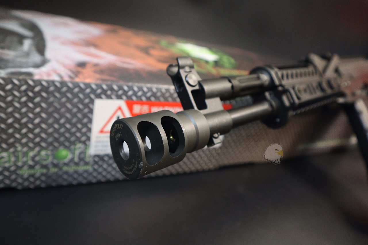 LCT AK-104 AEG电动枪-Sport钢制折叠后托电动枪图4
