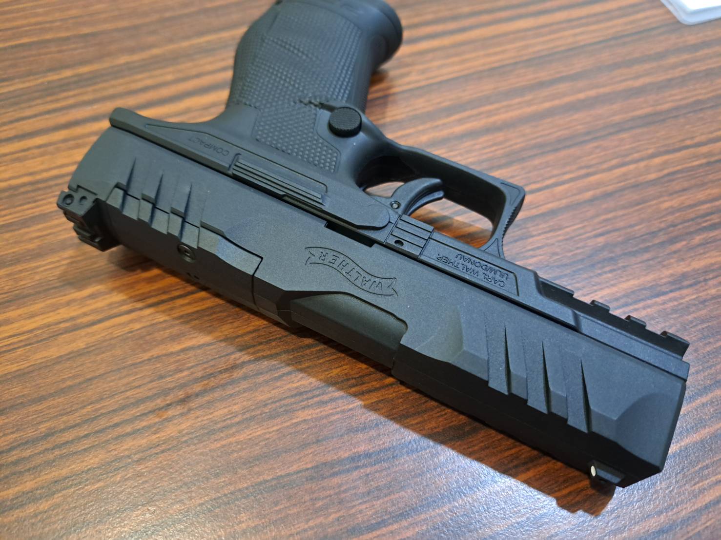 瓦尔特紧凑型CO2手枪-Walther PDP Compact 4 CO2枪图5