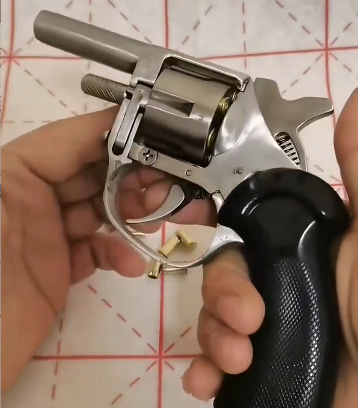 军品商城-6连发左轮发令枪发令器展示视频