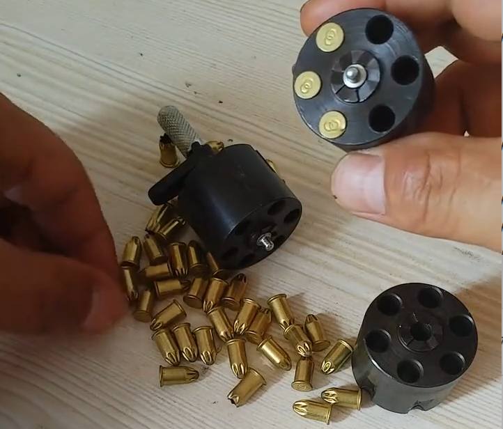 军品商城-6连发左轮发令枪 发令器装弹演示视频